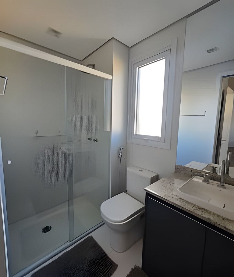 Loft Confortável + sofá cama | Cons. EUA e EzTower