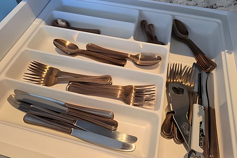 Loft Confortável + sofá cama | Cons. EUA e EzTower