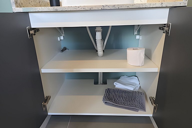 Exclusivo : Studio c/ Vaga + máq. lavar - EzTower