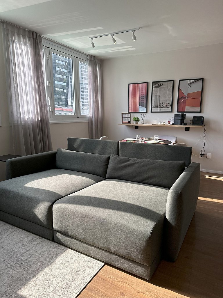 Loft Confortável - próx. Consulado EUA + EzTower!