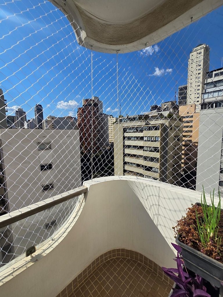 Ap. 1 dorm com vaga na Al. Itu!