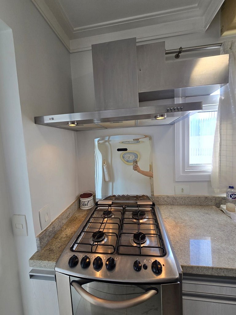 Ap. 1 dorm com vaga na Al. Itu!