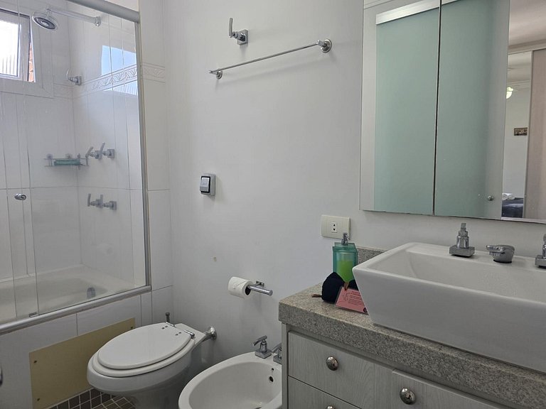 Ap. 1 dorm com vaga na Al. Itu!