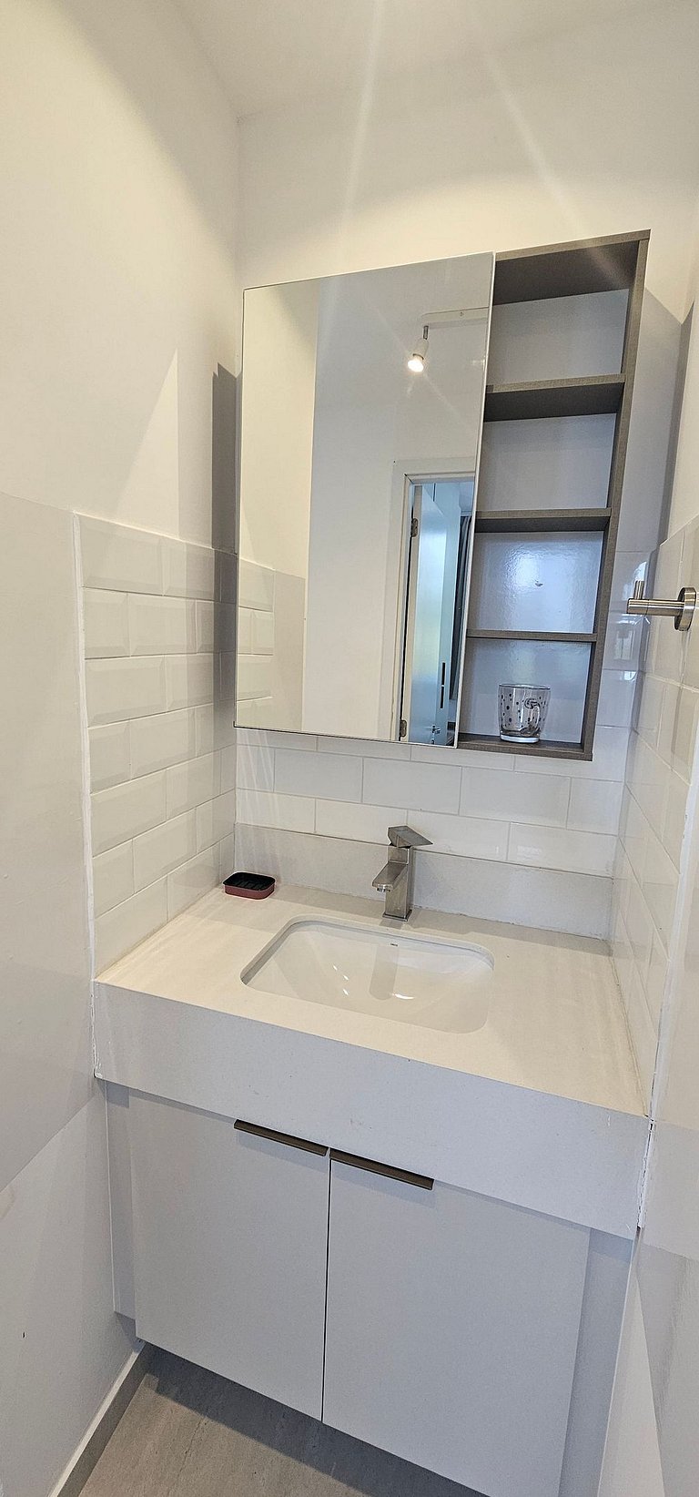 Studio com Terraço + Máq. Lavar | Consulado EUA!