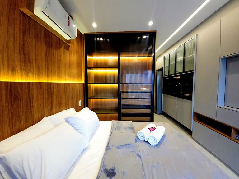 Studio Novo ao lado Metrô Brooklin!