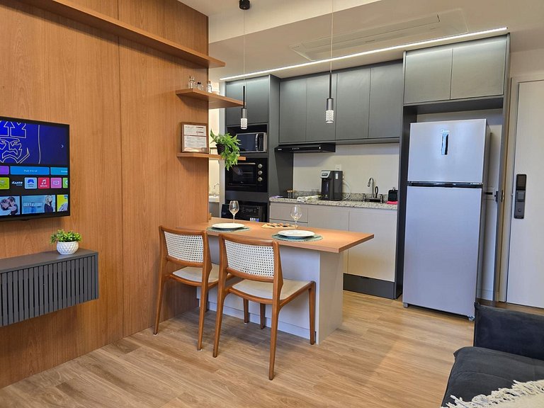 Studio até 04 pessoas - Vaga + Máq Lavar!