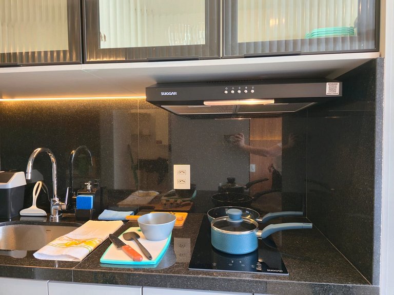 Studio Novo ao lado Metrô Brooklin!