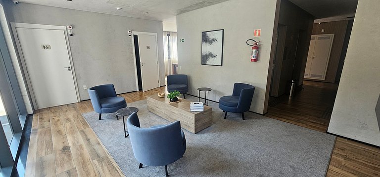 Studio Novo ao lado Metrô Brooklin!