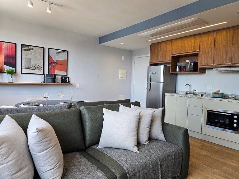 Studio c/ Vaga + Máq. Lavar Roupa - EzTower