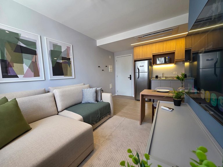 Apart. 2 dormitórios + Máq. Lavar | EzTower