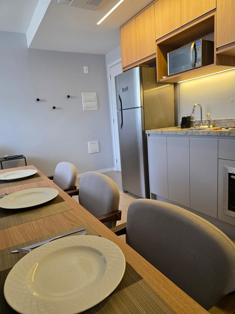 Apart. 2 dormitórios + Máq. Lavar | EzTower