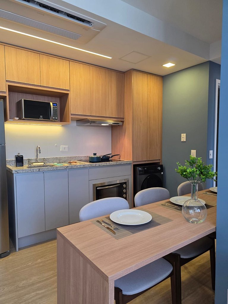 Apart. 2 dormitórios + Máq. Lavar | EzTower