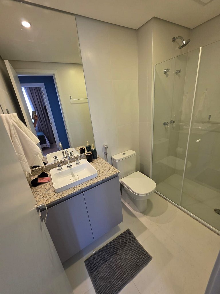 Apart. 2 dormitórios + Máq. Lavar | EzTower